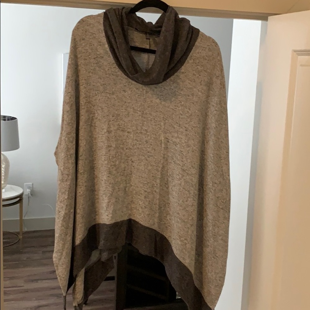 Grey Pancho